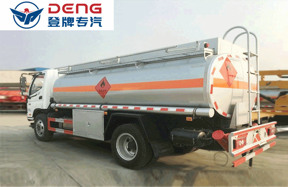 国六福田欧马可油罐车_09